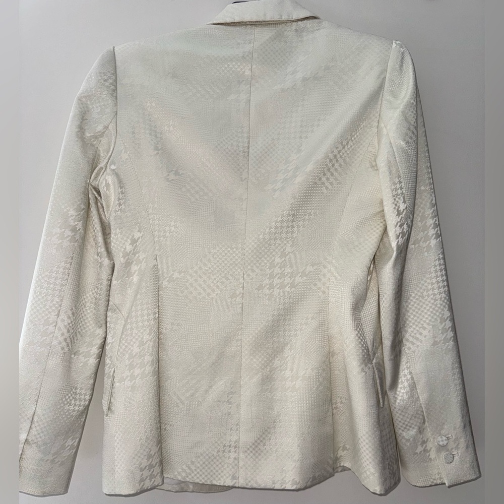 NWT L'AGENCE White Textured Blazer - Picture 2 of 5